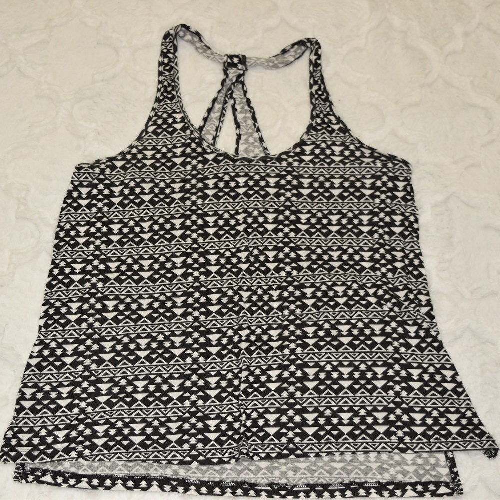 SO Black and White Tribal Pattern Tank